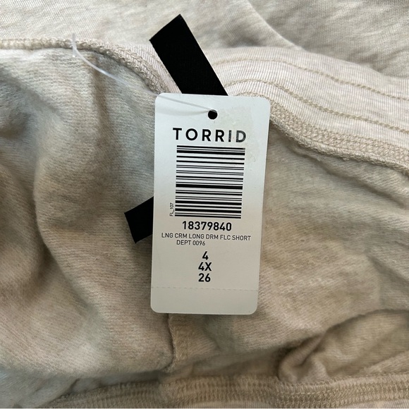 Torrid Dream Fleece Relaxed Lounge Short in Cream - 4X - Picture 6 of 8